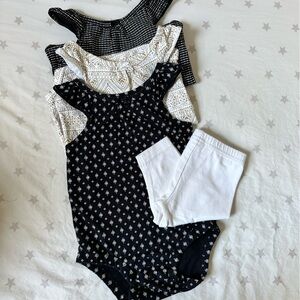 EUC Carter’s black, white, and gold bundle size 12 months